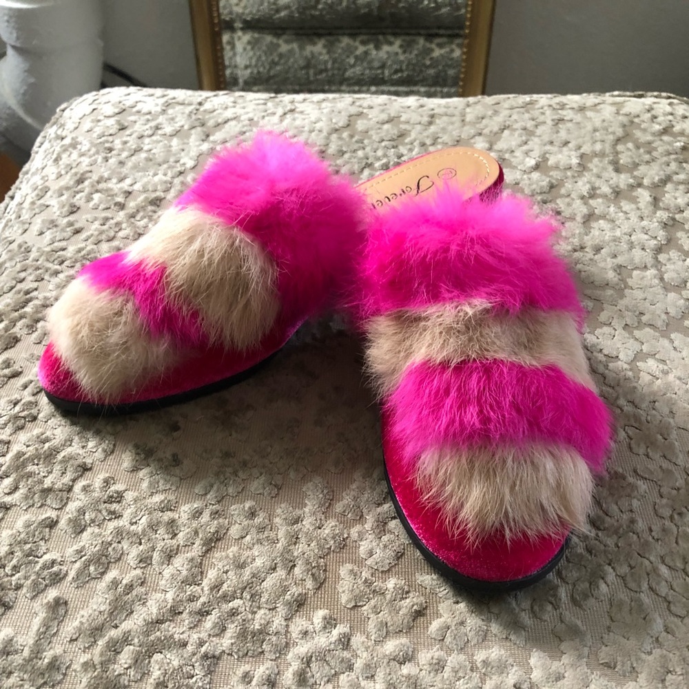 Ascot + Hart Fluffy Pink Slipper Flat